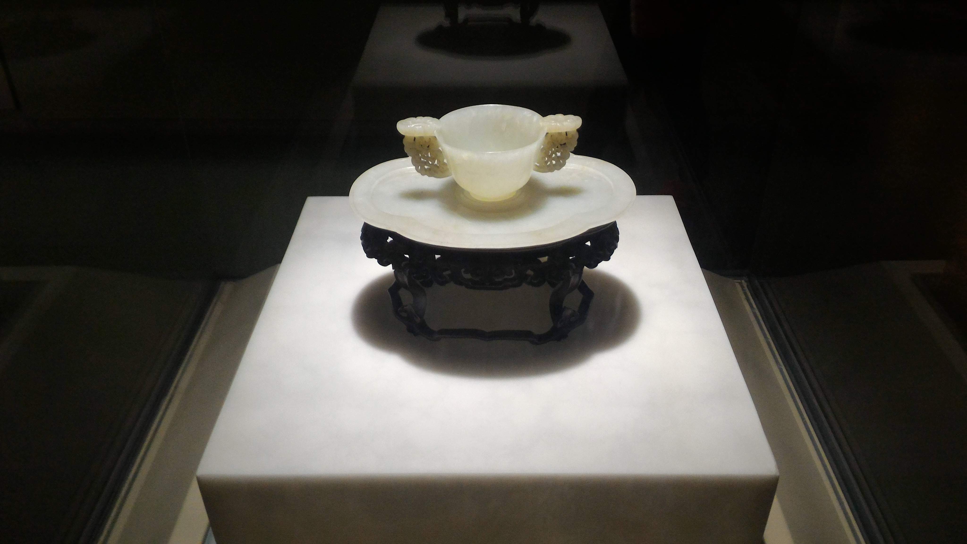 A teacup of pure white jade