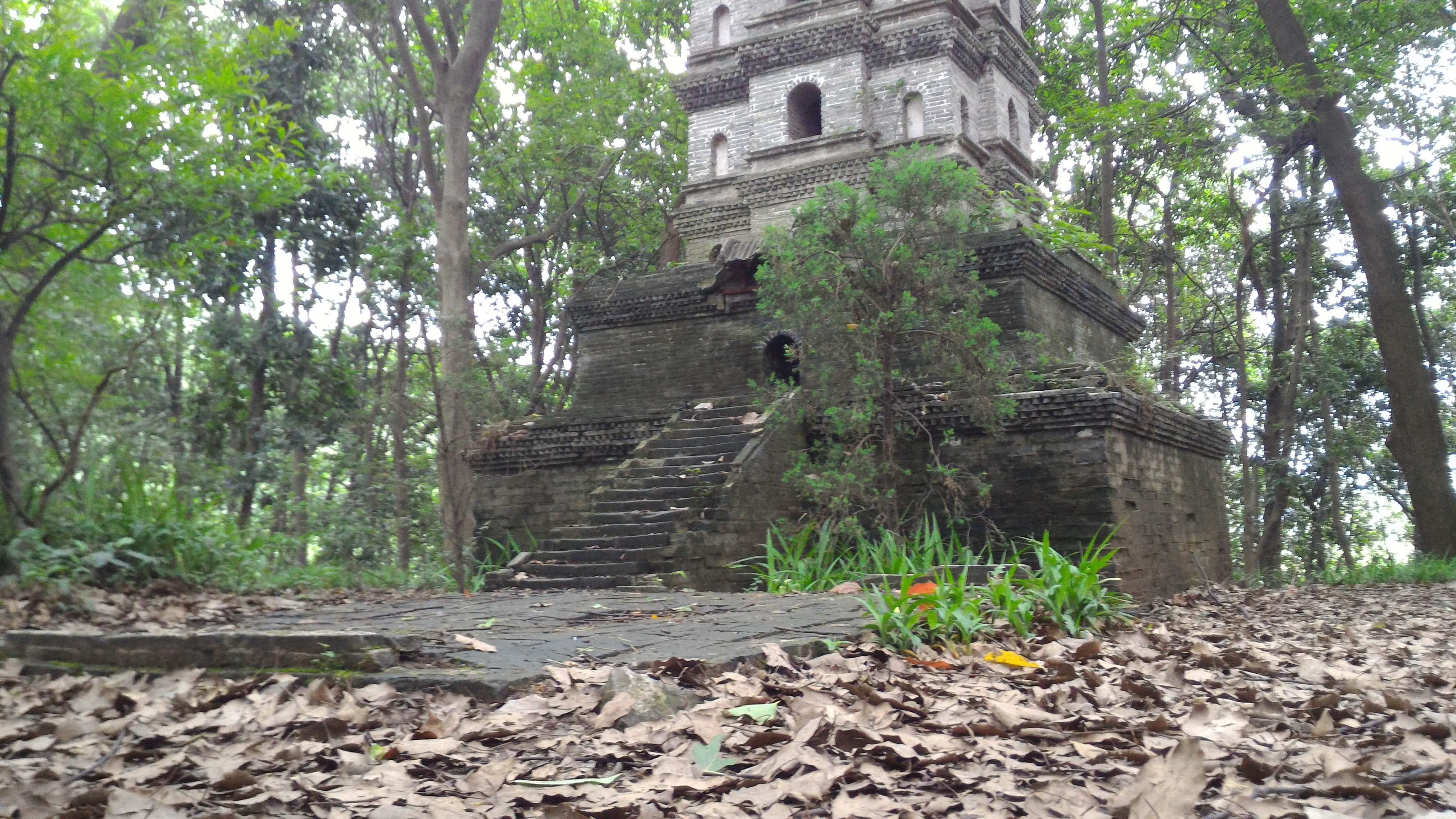 tiny pagoda